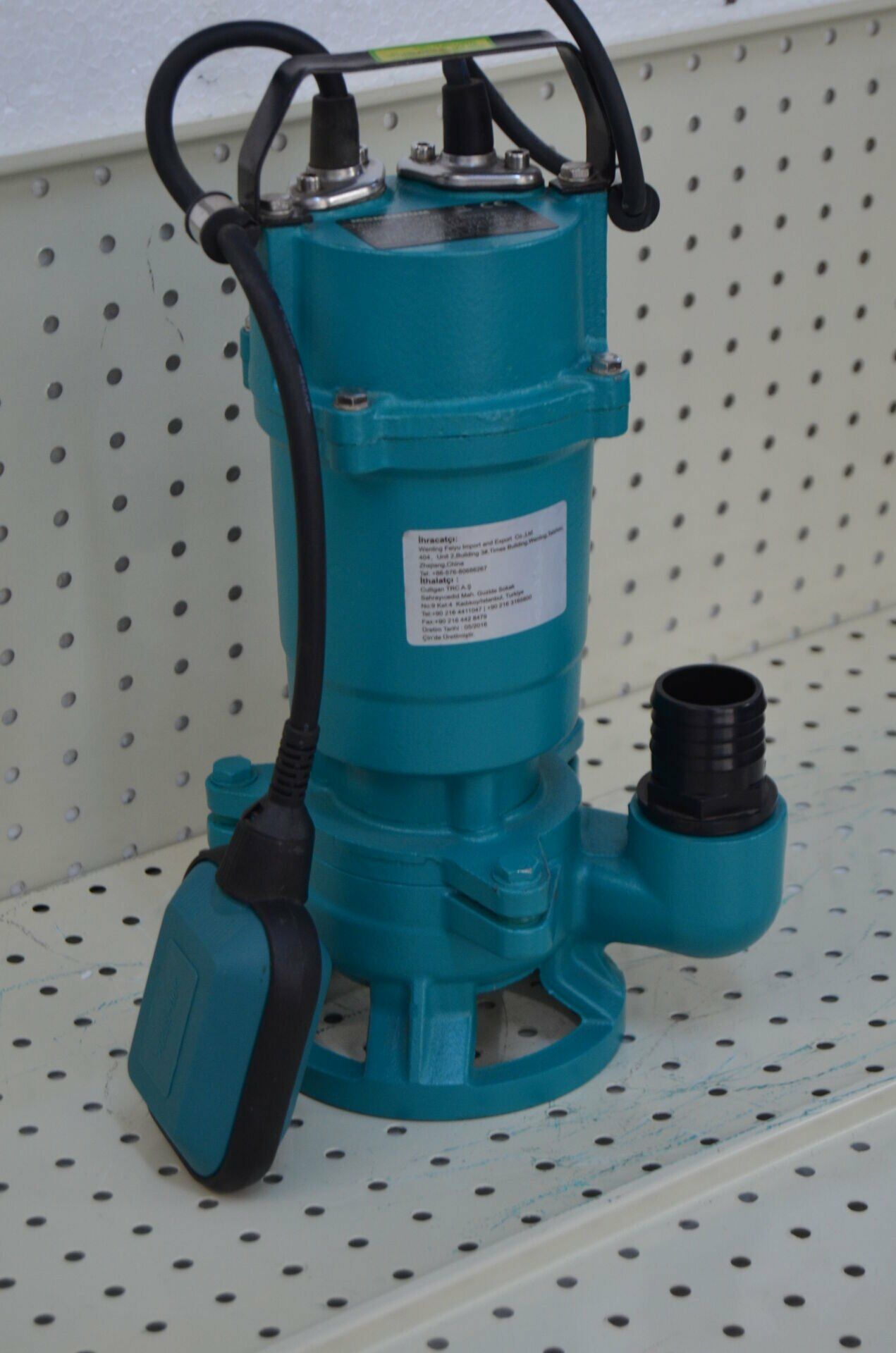 P900F Momentum Pompa